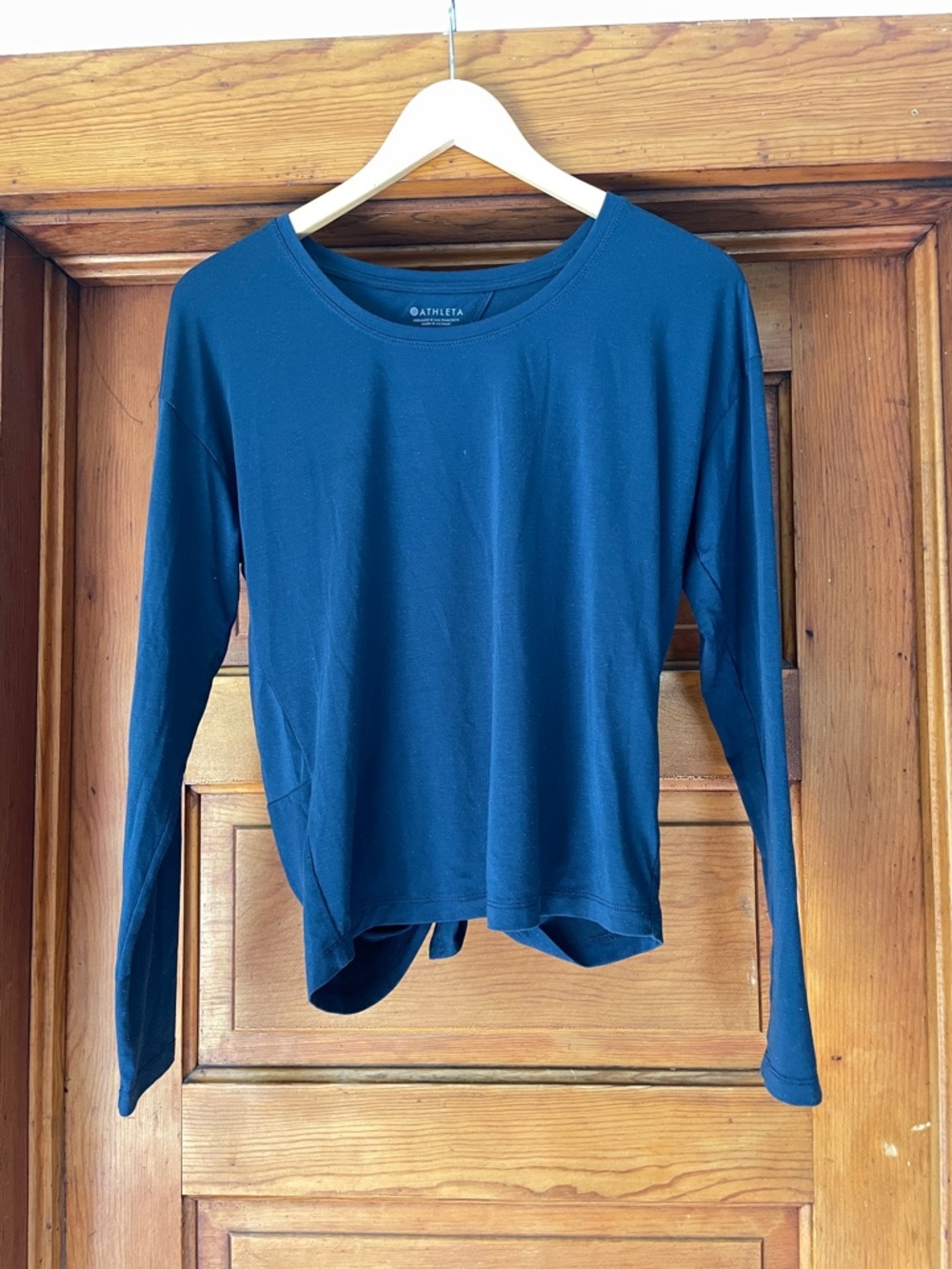 Athleta Long Sleeve Crewneck Top - Marine Blue Size Medium